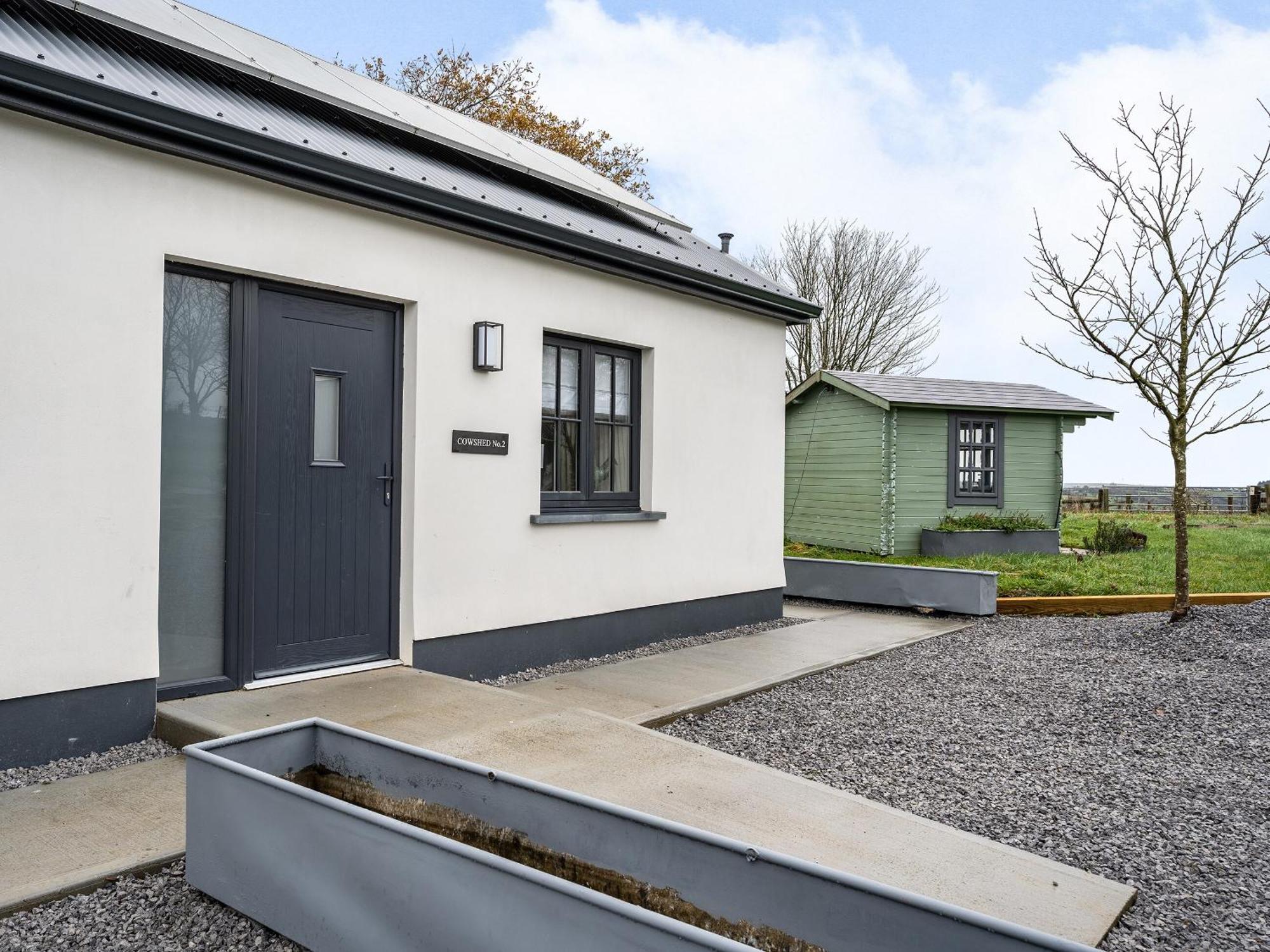 Cowshed 2 - Uk35458 Villa Whitland Exterior photo